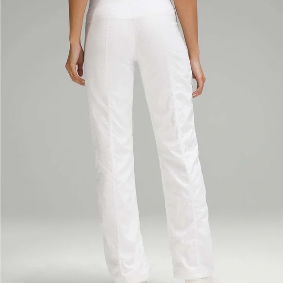 lululemon athletica Women's Crisp White Athletic dance pants - Picture 3 of 4